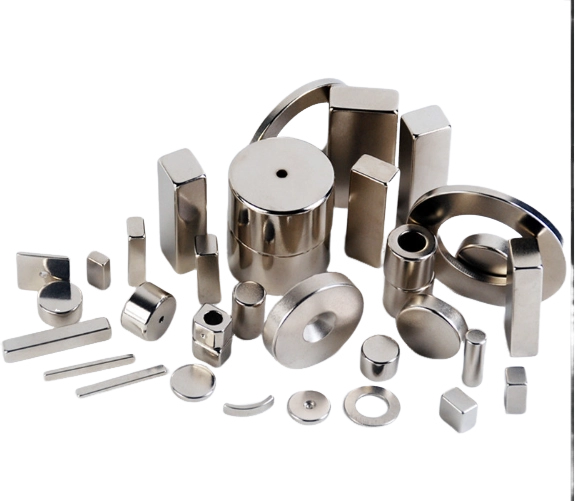 Döküm AlNiCo Mıknatıslar